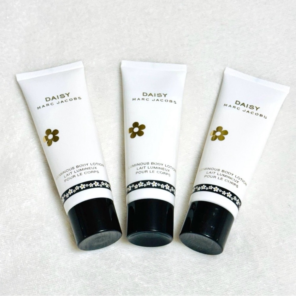 Marc Jacobs Daisy Luminous Body Lotion / 3 piece.